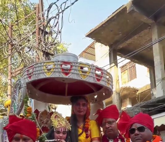 #Jhansi मां कर्मा देवी की जयंती पर साहू समाज की विशाल भव्य शोभायात्रा निकाली