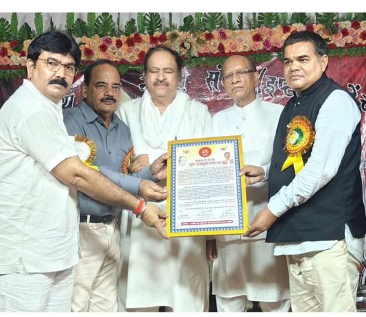 जनसंस्कृति सम्मान से फिल्म व टी वी अभिनेता आरिफ शहडोली सम्मानित