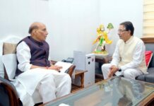 बुंदेलखंड के औद्योगिक व रक्षा विकास पर सांसद अनुराग शर्मा और रक्षा मंत्री राजनाथ सिंह के बीच हुई  चर्चा