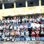 #Jhansi बीबीसी में छात्र छात्राओं को 268 टेबलेट वितरित