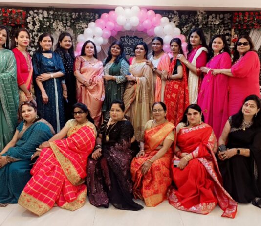 मनस्विनी की सदस्याओं ने दीपोत्सव की खुशियां बिखेरीं