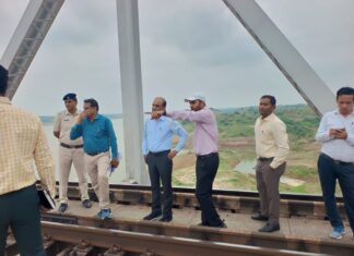 DRM द्वारा झांसी – धौलपुर तथा रायरू-कैलारस रेलखंड का विस्तृत निरीक्षण