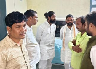 ट्रेक्टर सहित दो ट्रालियां खाई में पलटी, महिला की मौत, कई श्रद्धालु घायल