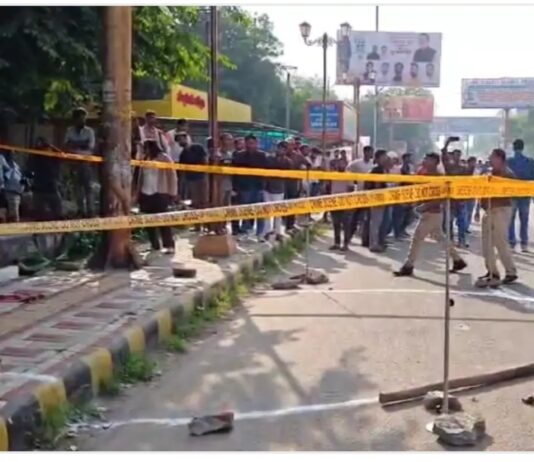 #Jhansi एमबीए की छात्रा को गोली मार युवक ने खुद की कनपटी पर फायर कर जान दी