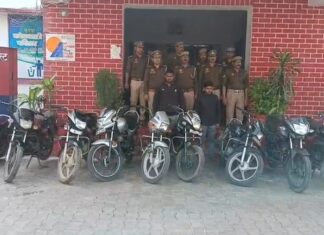 चोरी की आठ बाइक, एक स्कूटी सहित दो शातिर गिरफ्तार