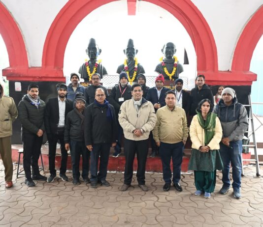 #Jhansi जयंती पर उपन्यासकार पद्म विभूषण डॉ वृंदावन लाल वर्मा को याद किया