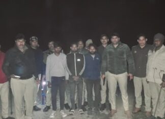 #Jhansi पुलिस मुठभेड़ में दबोचे तीन शातिरों से मिला चोरी का लाखों का माल