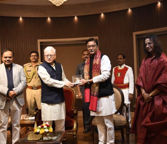 $1 ट्रिलियन इकोनॉमी की ओर बढ़ते उत्तर प्रदेश का सांसद अनुराग शर्मा ने प्रस्तुत किया रोडमैप