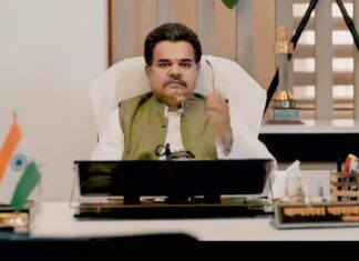 फिल्म ‘ढीठ मैं दिखाई दिए झांसी के अभिनेता आरिफ शहडोली