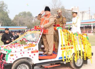 वीरांगना महारानी लक्ष्मीबाई की भूमि पर महिला शक्ति ने संभाली परेड की कमान
