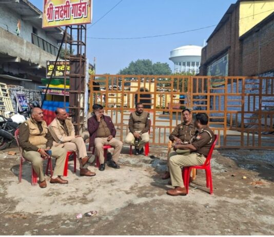 हिंदूवादी संगठनों के विरोध पर नहीं मिली अनुमति, कार्यक्रम निरस्त