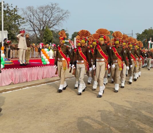 झांसी रेल मंडल में 77 वाँ गणतंत्र दिवस हर्षोल्लास व गरिमा के साथ मनाया गया