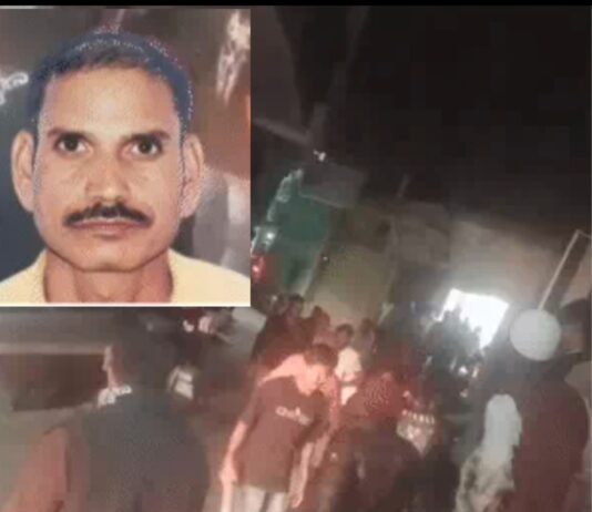 बेटी के सामने चाकू घोंप कर पिता की हत्या