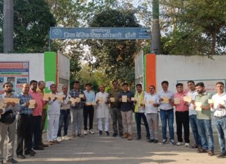 पुरानी नियुक्ति पर TET का दबाव बर्दाश्त नहीं