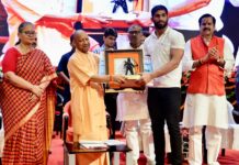 झांसी मंडल में SrCCTC अंतर्राष्ट्रीय पहलवान जोंटी कुमार ‘लक्ष्मण पुरस्कार’ से सम्मानित