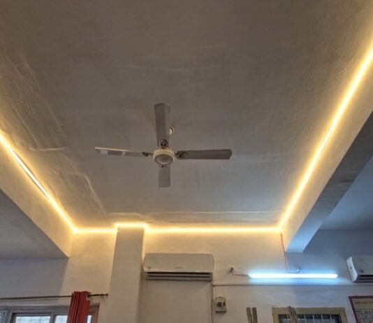 झांसी स्टेशन न्यू रनिंग रूम डाइनिंग हॉल में आधुनिक लाइटिंग कार्य पूर्ण