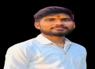 केरला एक्सप्रेस की चपेट में आने से ट्रेकमैन की मौत