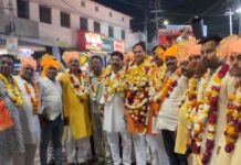 भक्त शिरोमणि मां कर्मा देवी की शोभा यात्रा ने किया नगर भ्रमण