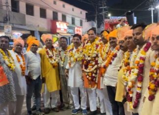 भक्त शिरोमणि मां कर्मा देवी की शोभा यात्रा ने किया नगर भ्रमण