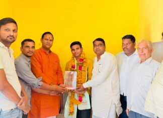 ऋषभ की सफलता अन्य विद्यार्थियों के लिए प्रेरणास्रोत : अमित साहू