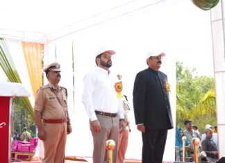 33 वीं वाहिनी पीएसी में नव नियुक्त रिक्रूट आरक्षी दीक्षांत समारोह