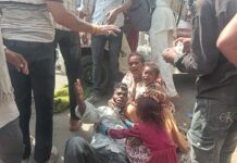 हंसारी में ओवरलोडेड ऑटो पलटा, 12 से अधिक सवारियां घायल