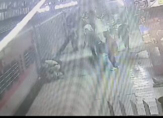‘आपरेशन जीवन रक्षा’ : ट्रैन व प्लेटफार्म के बीच गिरी महिला की बचाई जान
