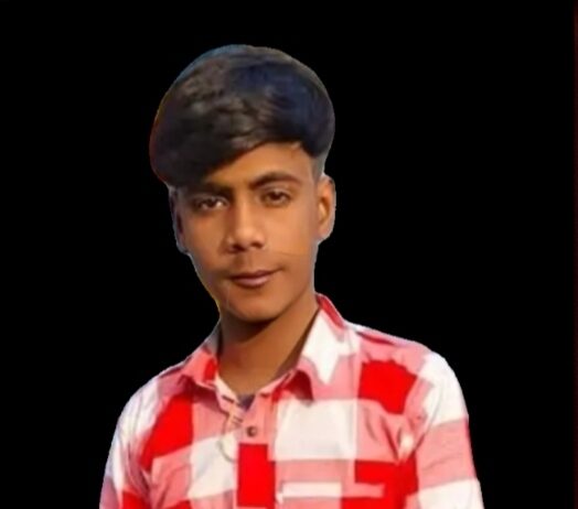 घर लौटे पिता को फंदे पर लटका मिला बेटे का शव