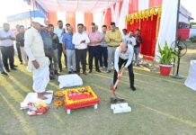 #Jhansi डीएसए क्रिकेट स्टेडियम में 4 करोड़ से राष्ट्रीय स्तर की फ्लड लाइट्स