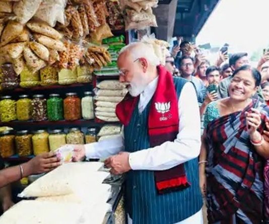 पीएम को झालमुड़ी को खिलाने वाले विक्रम साहू की दुकान को बम से उड़ाने की धमकी