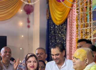 कलियुग तो भक्तों का सेवक है : राधामोहनदास