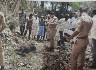 खेत में शराब पार्टी, नाले में बुंदेली गायिका का जला शव !