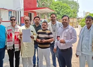 #Jhansi सर्राफा कारोबारियों का करोड़ों का सोना लेकर परिवार सहित रफूचक्कर