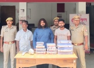 मकान मालिक व किराएदार कर रहे थे असलाह तस्करी