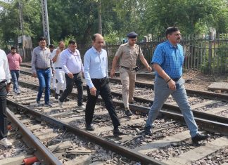 GM NCR का झांसी मंडल दौरा : झांसी परिक्षेत्र व झांसी स्टेशन का व्यापक निरीक्षण