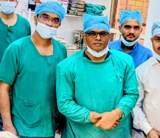 मंडल रेल चिकित्सालय झांसी में जटिल व जोखिमपूर्ण सर्जरी को मिली सफलता