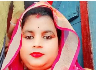 पति ने पत्नी को प्रेमी से बात करते दो बार पकड़ा, विषाक्त खा कर दी जान