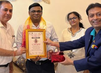 रेलवे के वरिष्ठ ऑर्थोपेडिक विशेषज्ञ डॉ. योगेश कुमार कुशवाहा सम्मानित