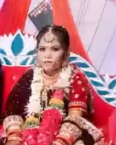 #Jhansi सास के तानों से बौनी बहू की खुशियों पर ग्रहण, हारी जिंदगी