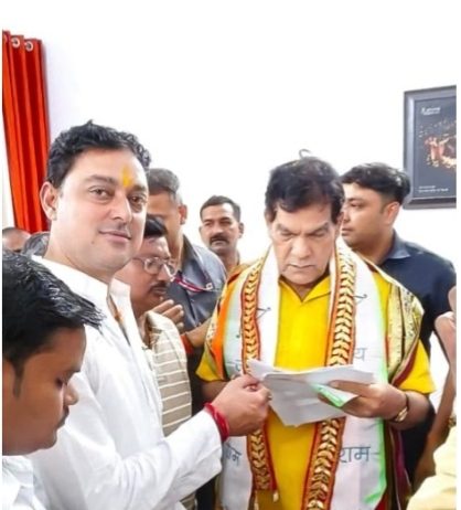 पार्षद द्वारा नजूल की भूमि पर निर्मित 60 आवास भवनों को फ्री होल्ड कराने की मांग
