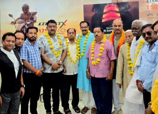 मेला जलविहार समिति झांसी के अध्यक्ष बने मुकेश अग्रवाल व महामंत्री पीयूष रावत