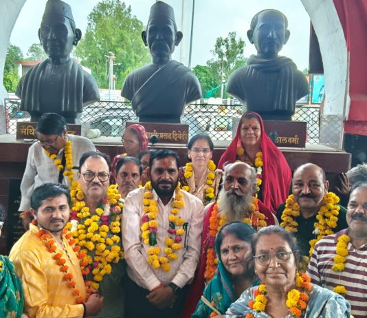 रामेश्वर धाम से श्रीमद भागवत कथा श्रवण कर लौटा भक्त मंडल