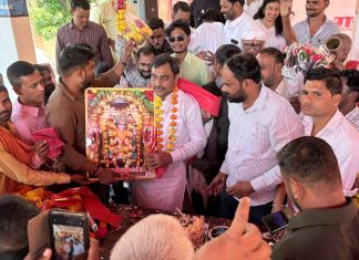 भव्यता व उल्लास के साथ मनाया गया बबीना विधायक राजीव सिंह पारीछा का जन्मदिन