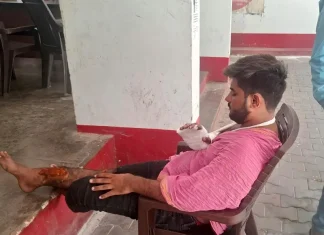 अवैध खनन की शिकायत पर कुचलने का प्रयास, फायरिंग