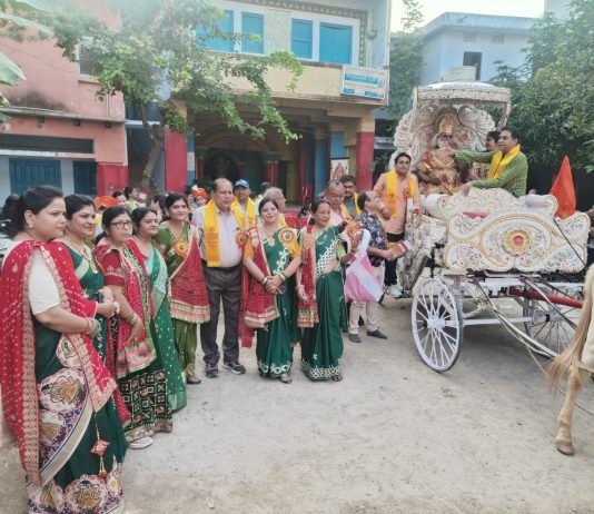 जयंती पर निकली महाराजा अग्रसेन की भव्य शोभा यात्रा