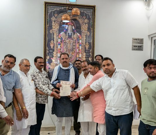 विधायक निधि से साहू समाज मंदिर के जीर्णोद्धार व शेड के कार्य की मांग